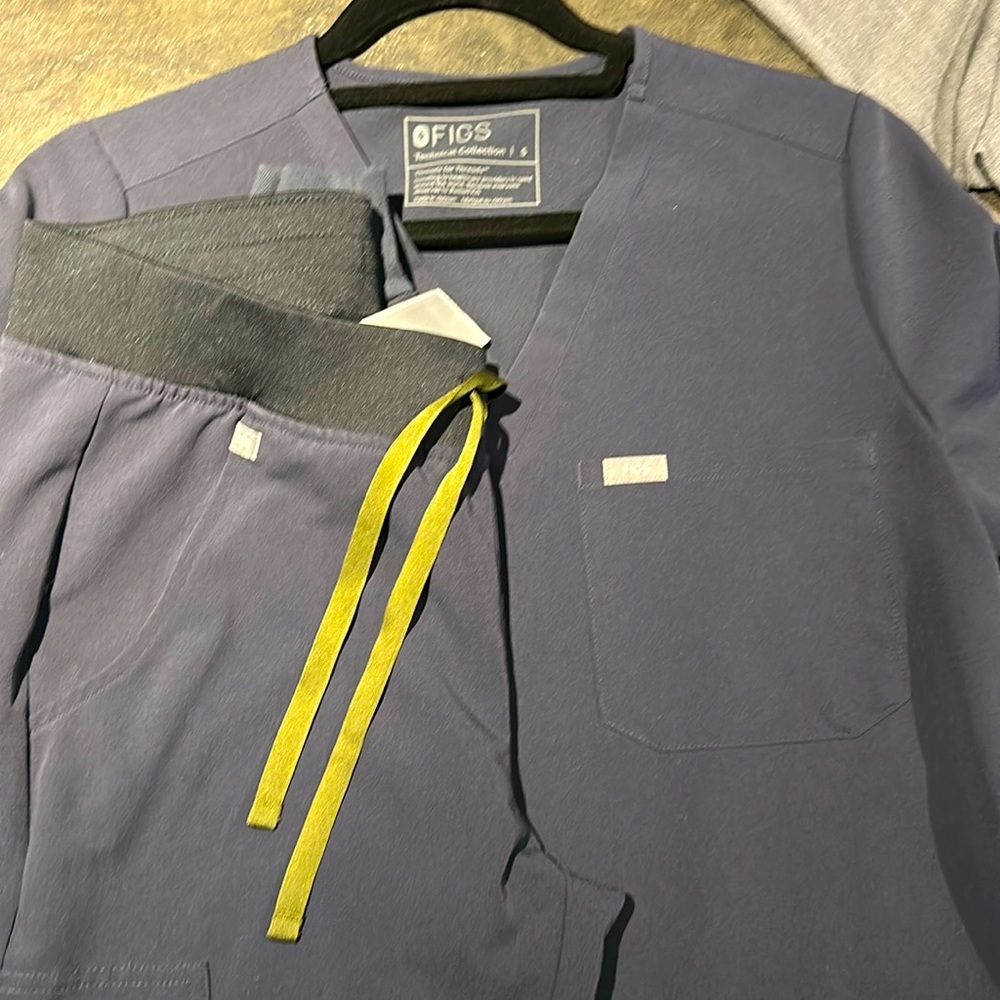 Figs Scrubs Set Small